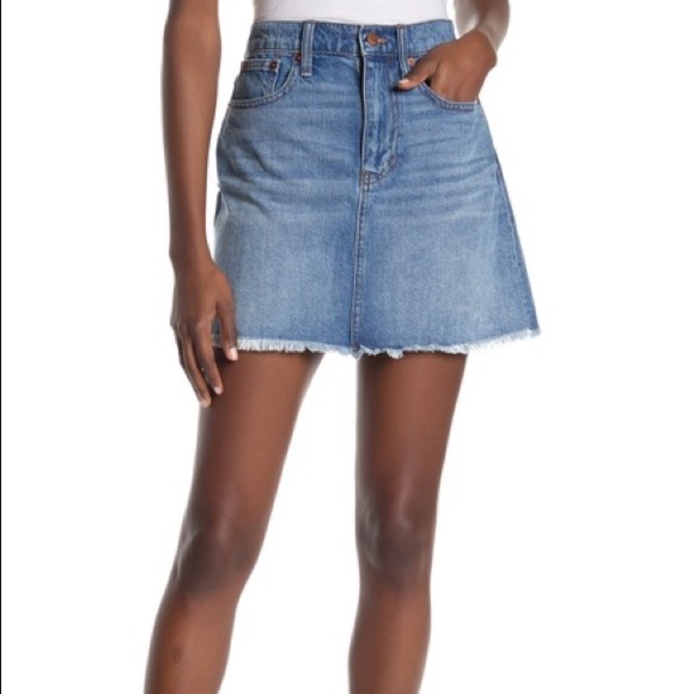 Madewell raw hem denim skirt 25